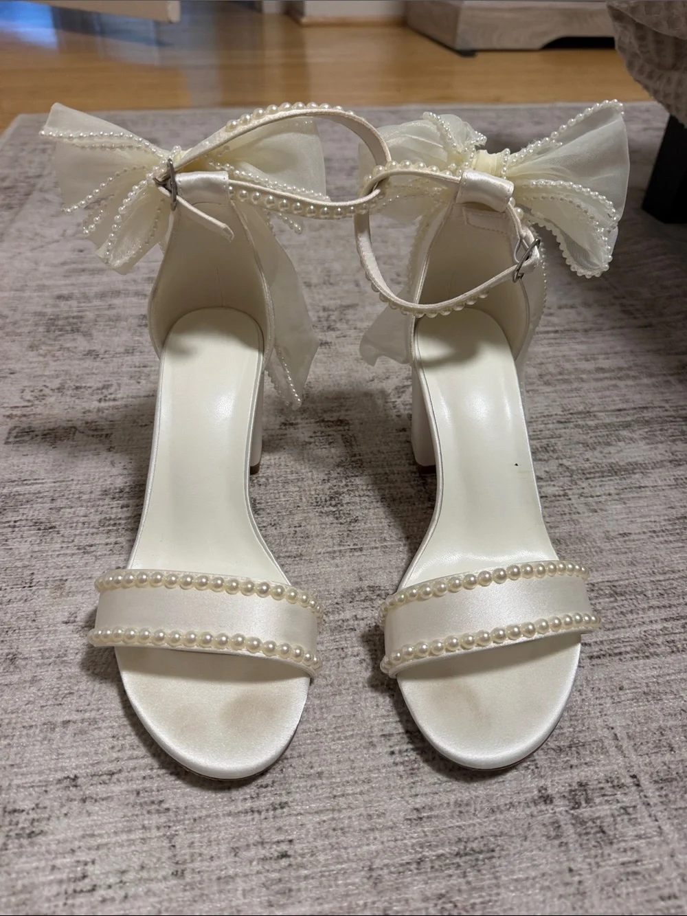 Elegant Ivory Pearl-Trim Bow Block Heels - Women